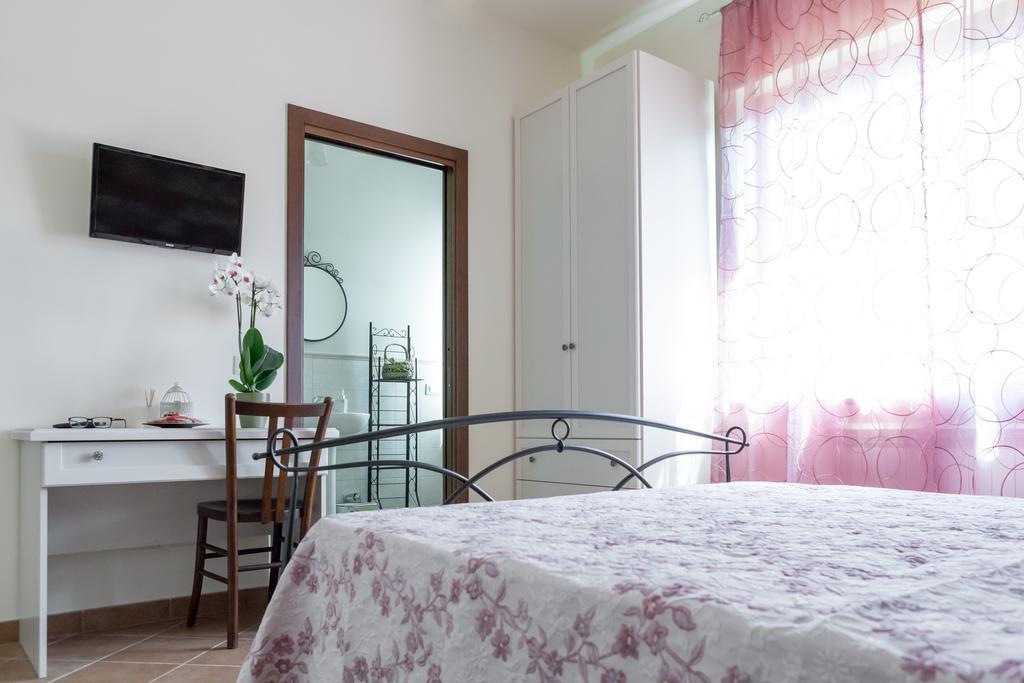 Dolce Sosta Hotel ลุคคา ห้อง รูปภาพ